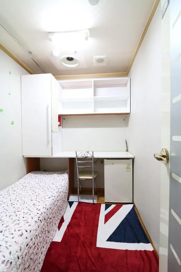 Female Only - Coco Stay Jongno Hyehwa Station Seoul Vandrarhem