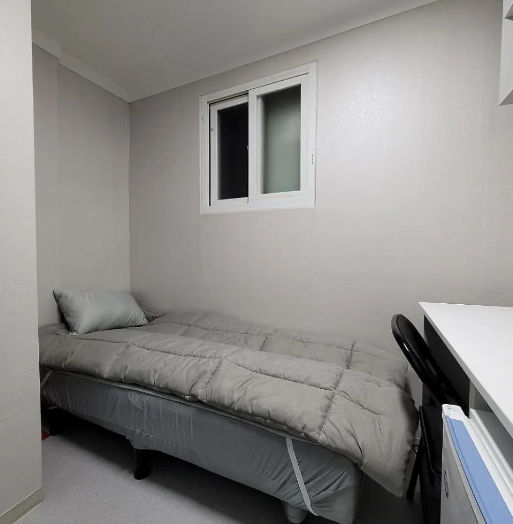 Female Only - Coco Stay Jongno Hyehwa Station 서울특별시 0*,  대한민국