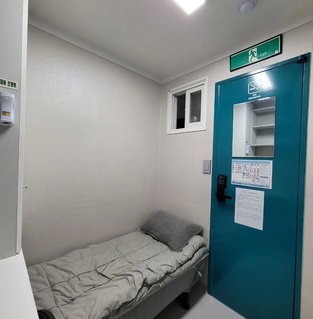 Female Only - Coco Stay Jongno Hyehwa Station Seul 0*,